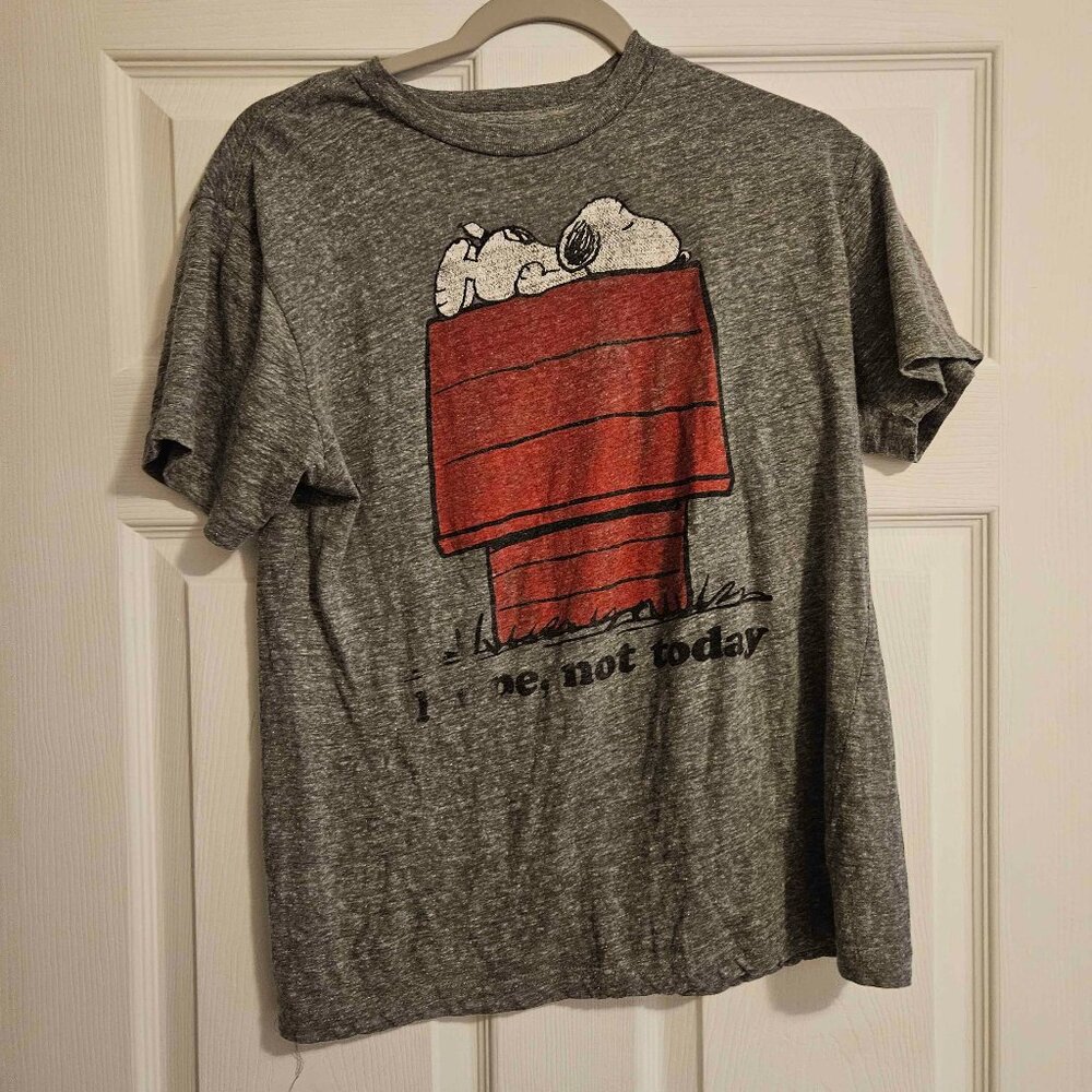 Peanuts Graphic Tee Short Sleeve Gray Snoopy T-Shirt Women's Size M